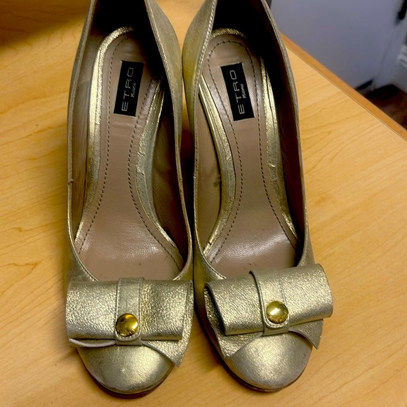 Etro Gold Dressy Block Heels 37.5 REDUCED - Picture 2 of 10